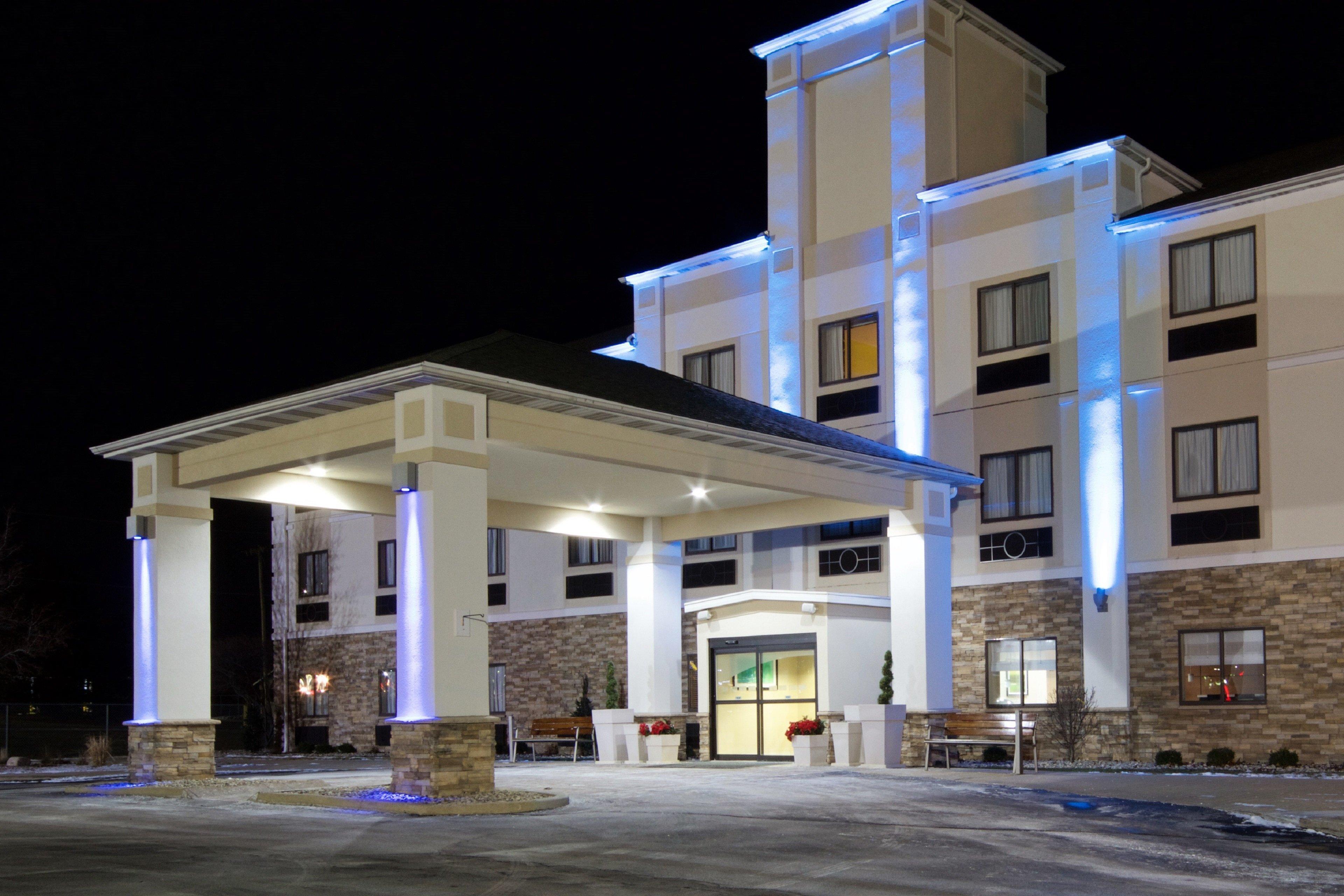 Holiday Inn Express Adrian By Ihg Ngoại thất bức ảnh