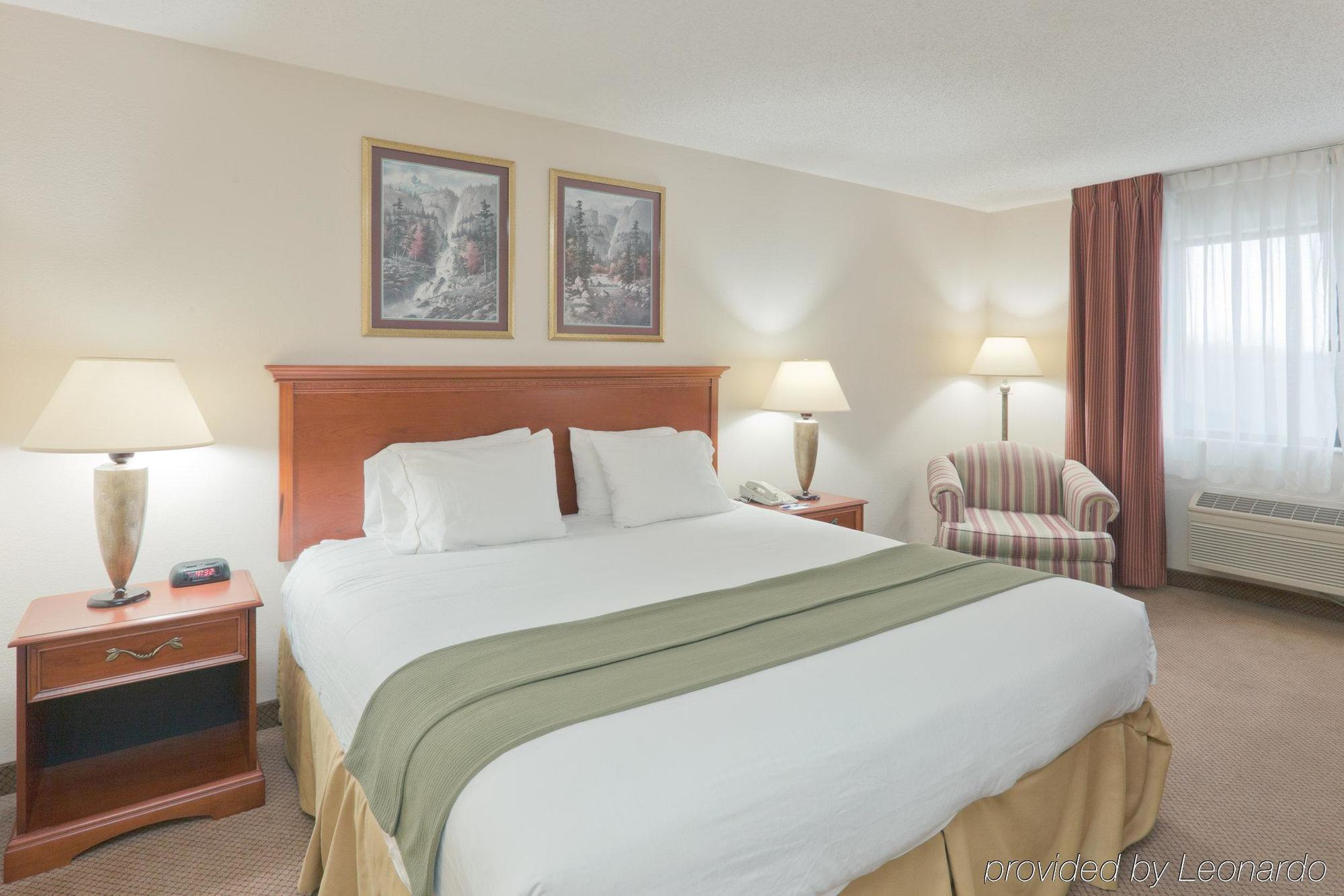 Holiday Inn Express Adrian By Ihg Phòng bức ảnh