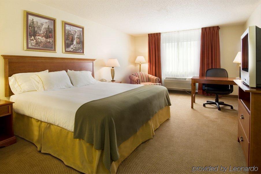 Holiday Inn Express Adrian By Ihg Phòng bức ảnh