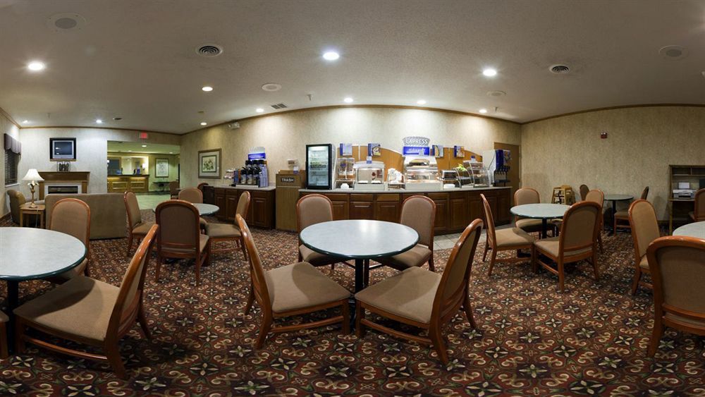 Holiday Inn Express Adrian By Ihg Ngoại thất bức ảnh
